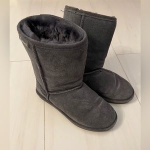 BearPaw size 6 women’s winter boot, gray, new